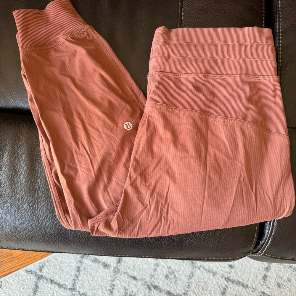 Hard to find Lululemon dance studio joggers in gorgeous rust color
